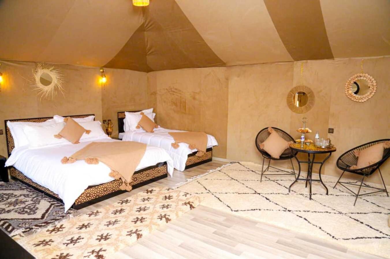 Hassilabied Riadsuerteloca Merzouga מראה חיצוני תמונה Luxury tent interior